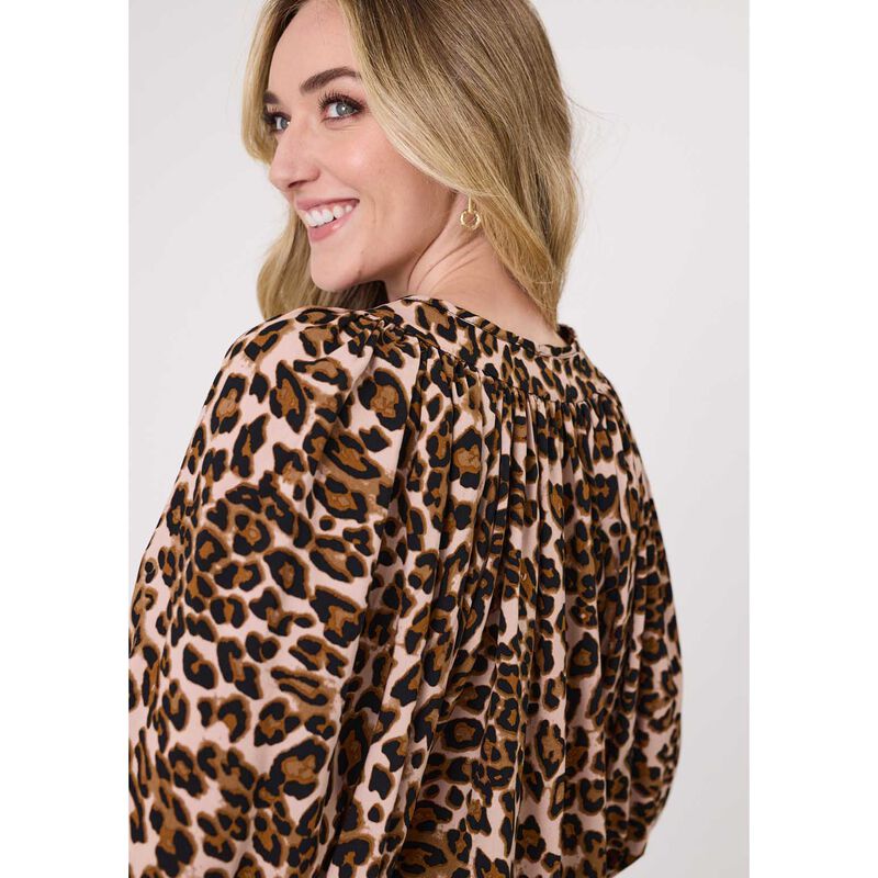 Lemon Tree Gianna Top Leopard Print image number 2